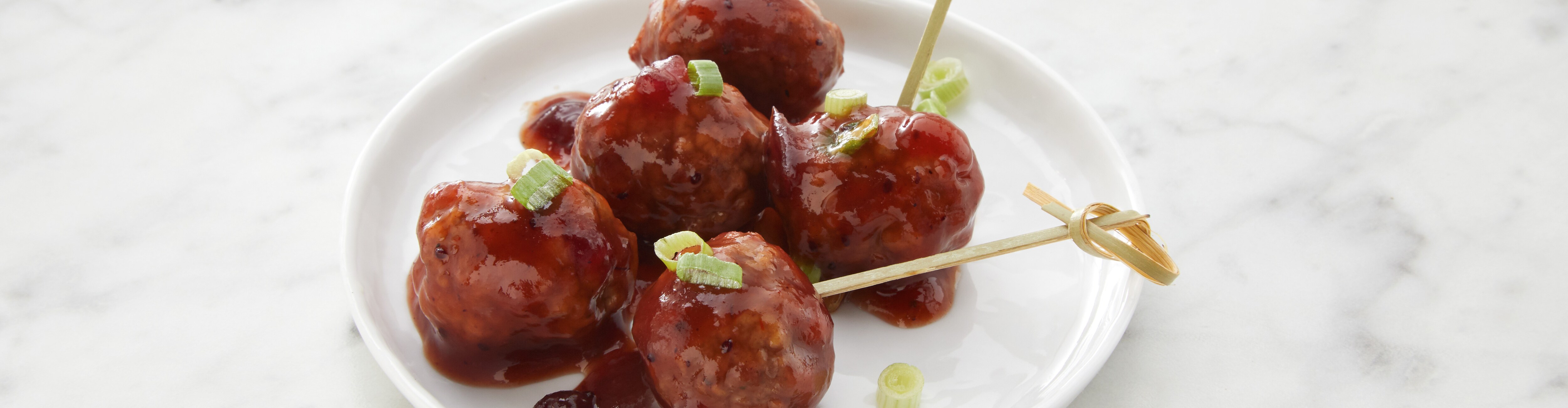 Slow Cooker Meatballs with Cranberry BBQ Sauce Recipe